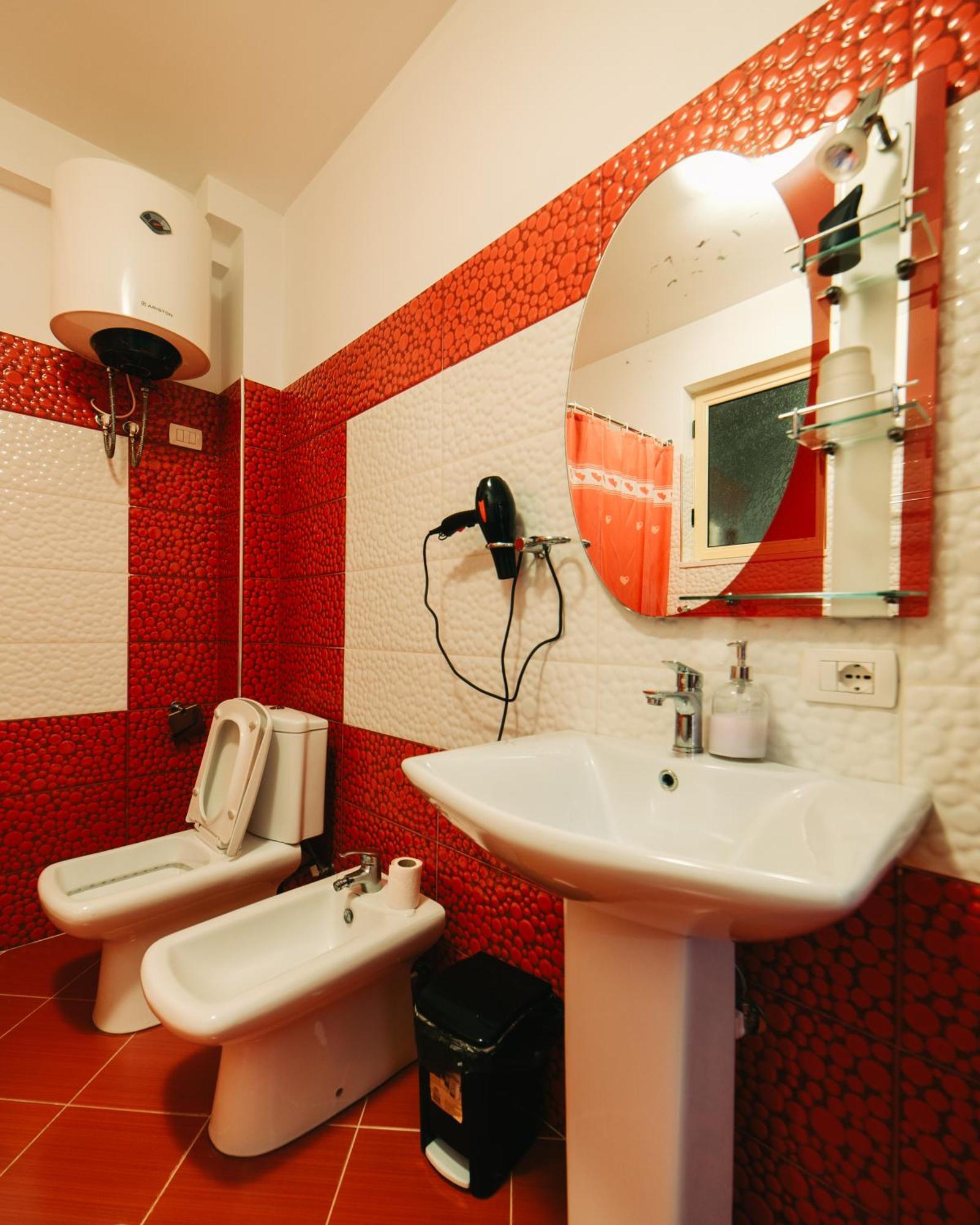 Hotell Skrapari