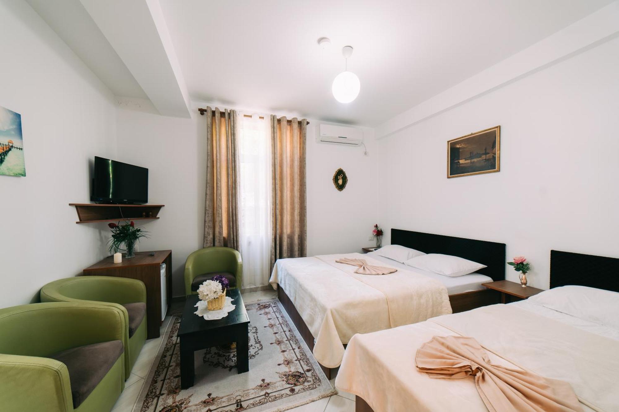 Skrapari Hotell Zhaban