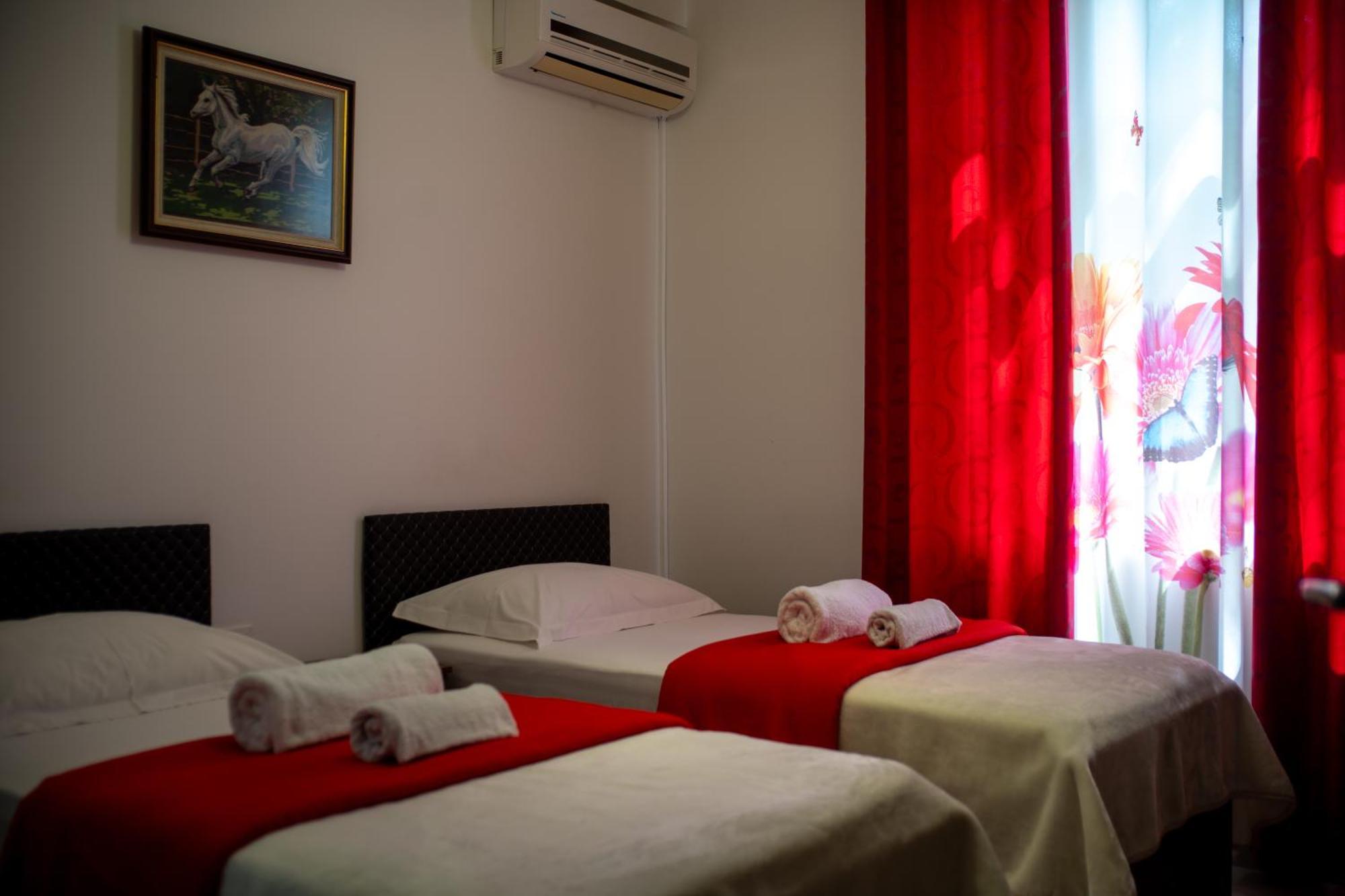 Hotel Skrapari 3*